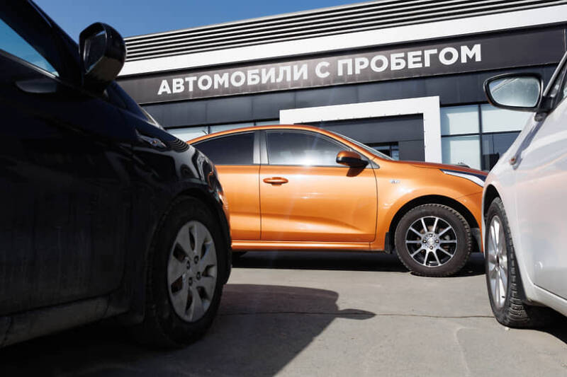 Подержанные автомобили в июне продавались хуже